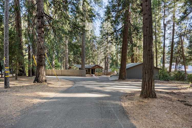 5684 Pony Express Trail, Pollock Pines, CA 95726