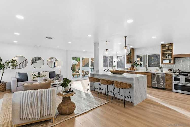 343 Santa Helena, Solana Beach, CA 92075