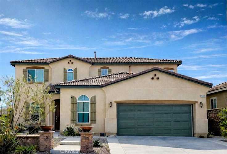 29325 Centerfield, Lake Elsinore, CA 92530