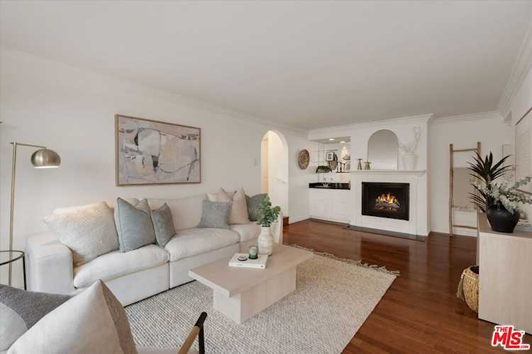 1021 5th St #107, Santa Monica, CA 90403