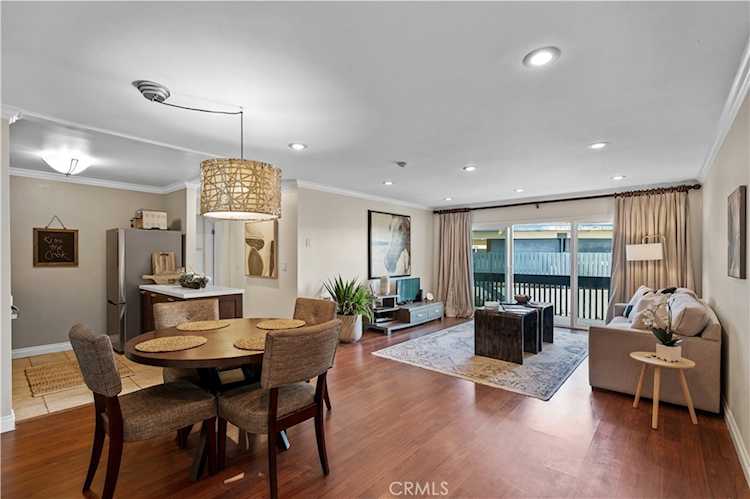 603 S Prospect Ave #205, Redondo Beach, CA 90277