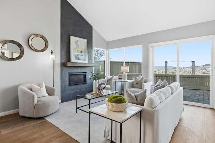 158 Treeview Dr, Daly City, CA 94014