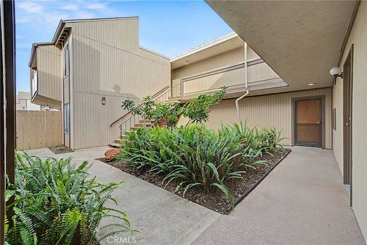 8020 Linda Vista Rd #1C, San Diego, CA 92111