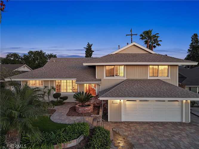 1142 Delay St, Brea, CA 92821