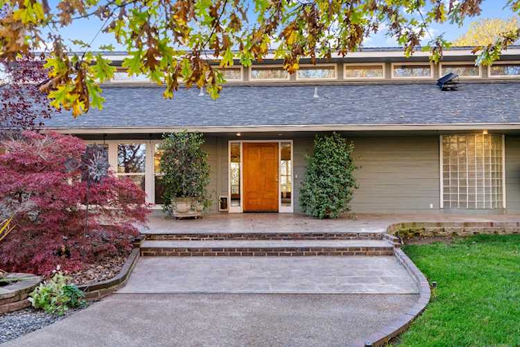 2000 Bear Rock Road, Placerville, CA 95667