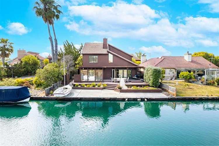 707 Santa Cruz Ln, Foster City, CA 94404