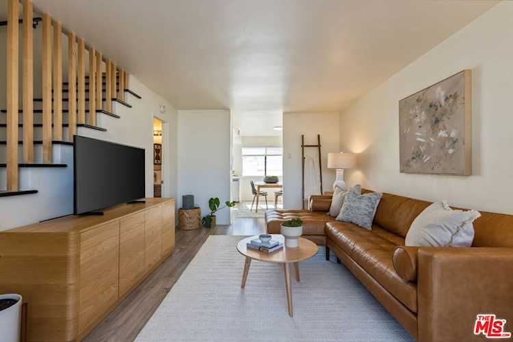 728 Ohio Ave, Long Beach, CA 90804