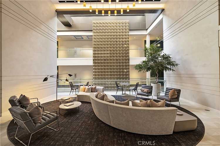 400 S South Broadway #907, Los Angeles, CA 90013