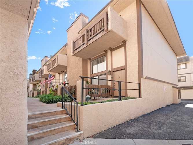 1925 Huntington #E, Duarte, CA 91010