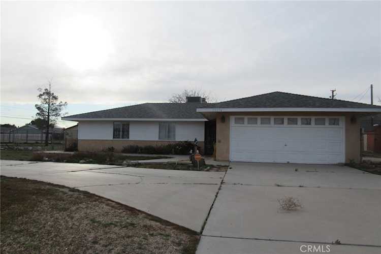 15774 Winnebago Rd, Apple Valley, CA 92307