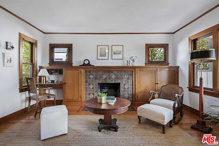 1453 Bresee Ave, Pasadena, CA 91104