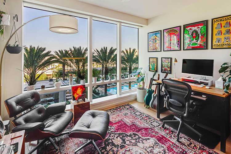 877 Francisco St #1112, Los Angeles, CA 90015