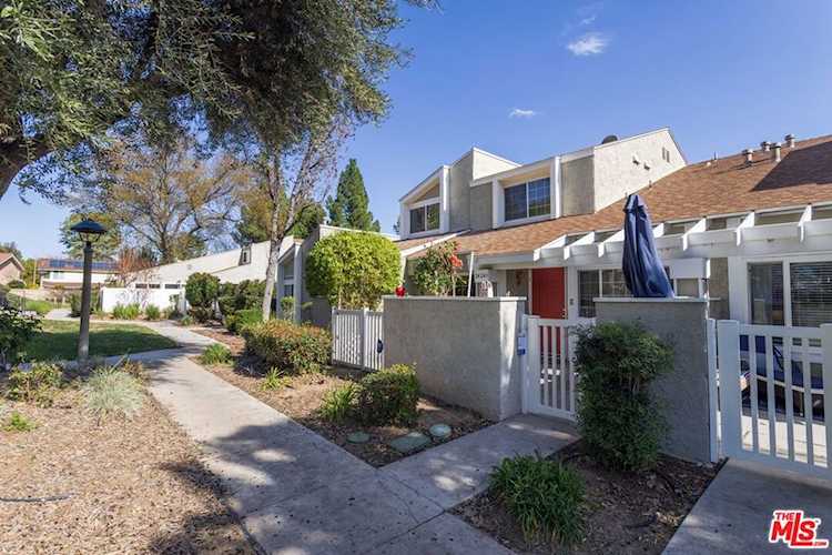 24241 Lema Dr, Valencia, CA 91355