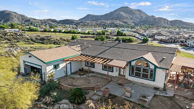 25655 Leon Rd, Homeland, CA 92548