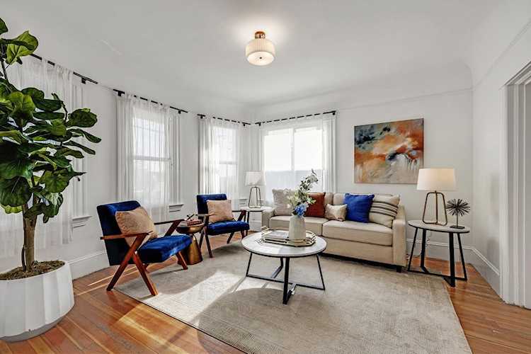 1919 1919 48th Ave, Oakland, CA 94601