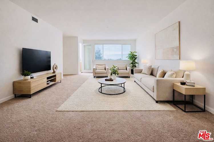 13951 Sherman Way #308, Van Nuys, CA 91405