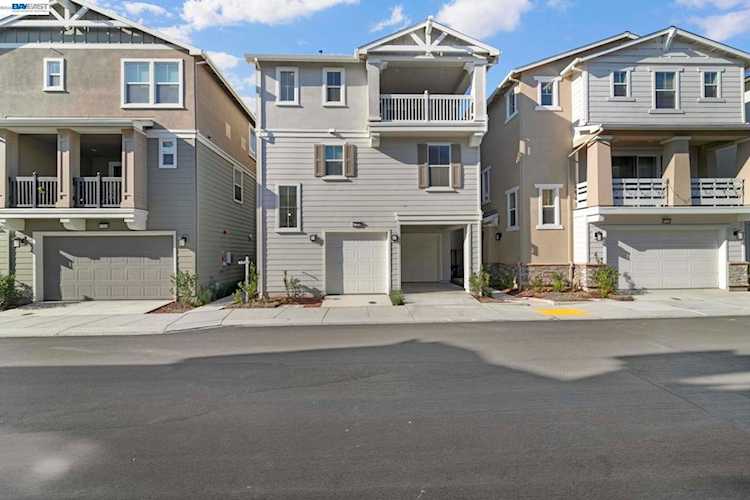 37221 37221 Salt Pond Pl, Newark, CA 94560