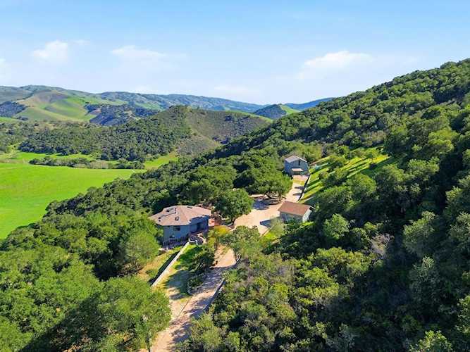 31420 Via La Naranga, Carmel Valley, CA 93924