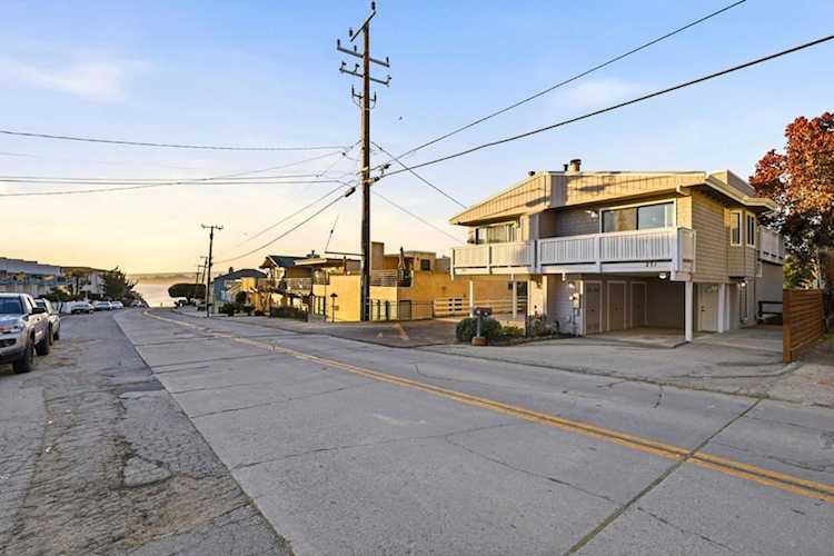 273 Rio Del Mar Blvd, Aptos, CA 95003