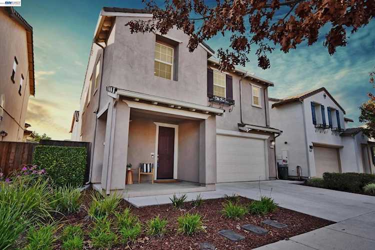 6111 6111 Hyde Park Dr, Gilroy, CA 95020