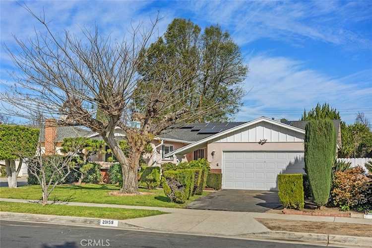 20159 Londelius St, Winnetka, CA 91306