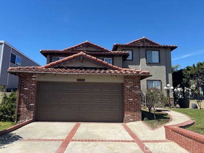 1053 Stonebryn Dr, Harbor City, CA 90710
