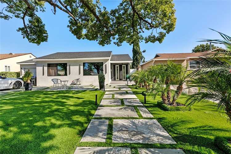 1918 N Maple, Burbank, CA 91505