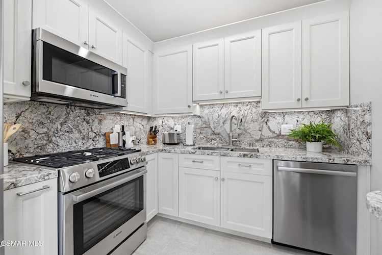 31580 Agoura Rd #4, Westlake Village, CA 91361