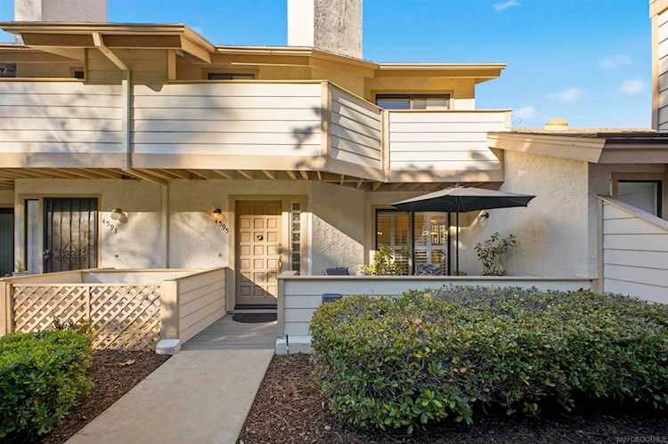 4595 Chateau Drive, San Diego, CA 92117