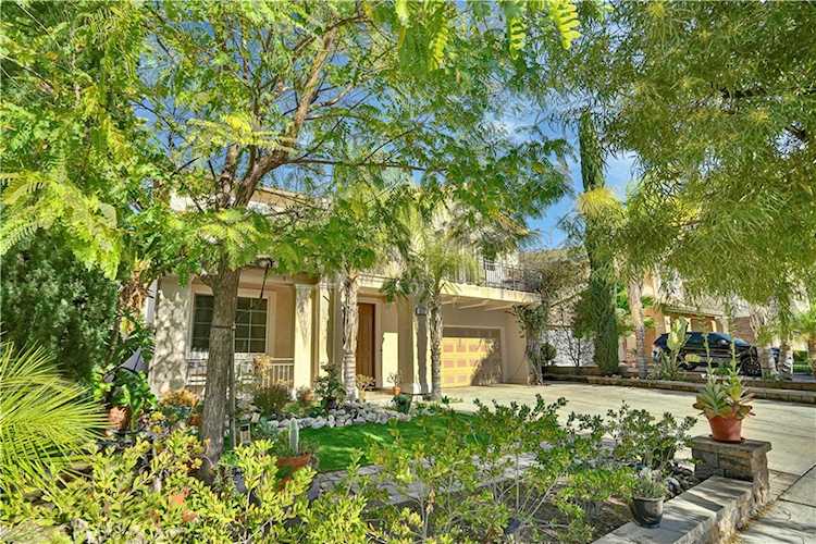 15717 Alia Ct, Canyon Country, CA 91387