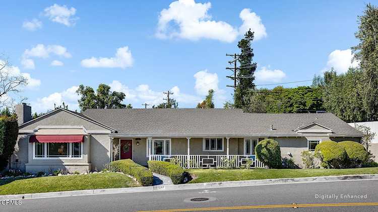 1247 Flanders Rd, La Canada Flintridge, CA 91011