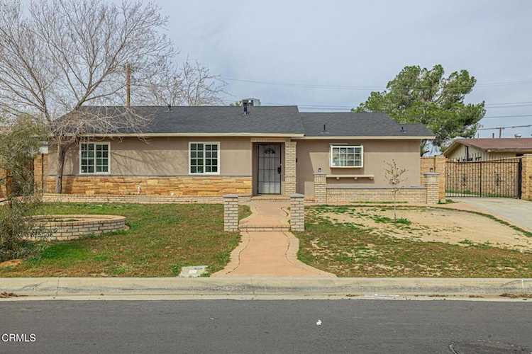 39047 Juniper Tree Rd, Palmdale, CA 93551