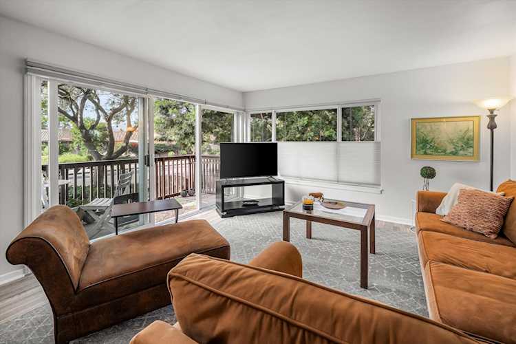 2727 Miradero Dr #104, Santa Barbara, CA 93105