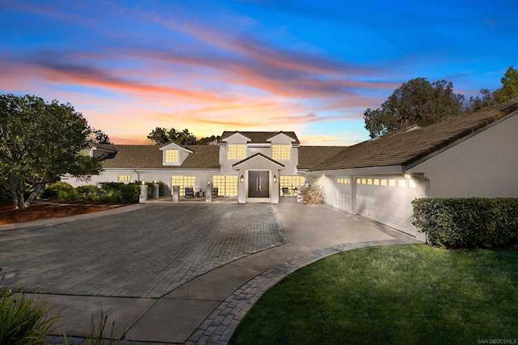 17515 Circa Oriente, Rancho Santa Fe, CA 92067