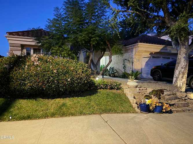 13709 Grand Isle Dr, Moorpark, CA 93021
