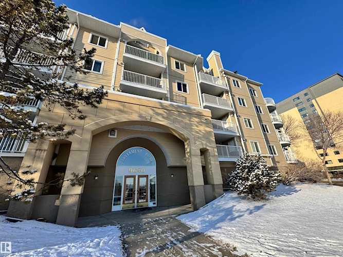 # 103 9640 105 Street, Edmonton, AB T5K 1A4