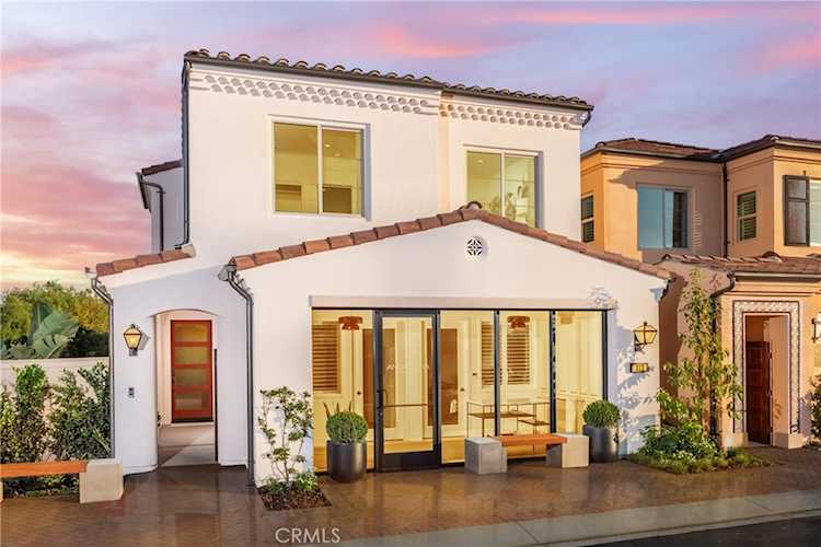 265 Raffini, Irvine, CA 92618