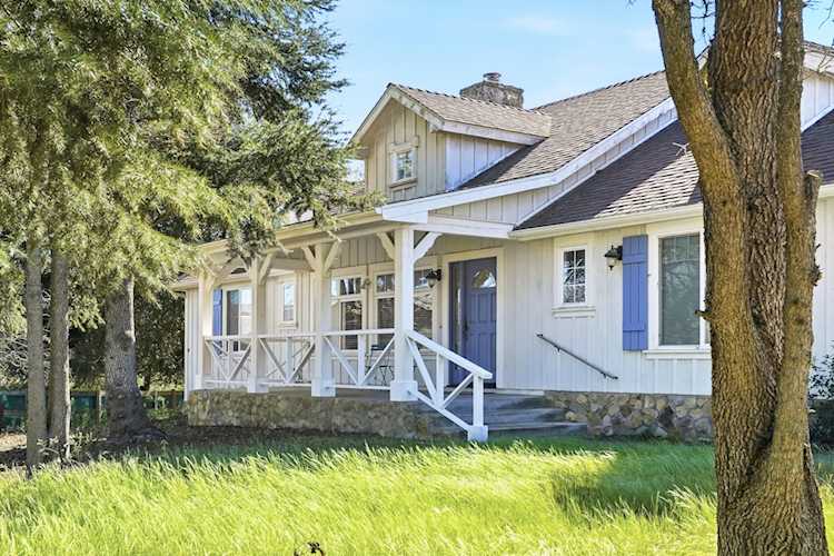 40 Bobcat Springs Rd, Buellton, CA 93427