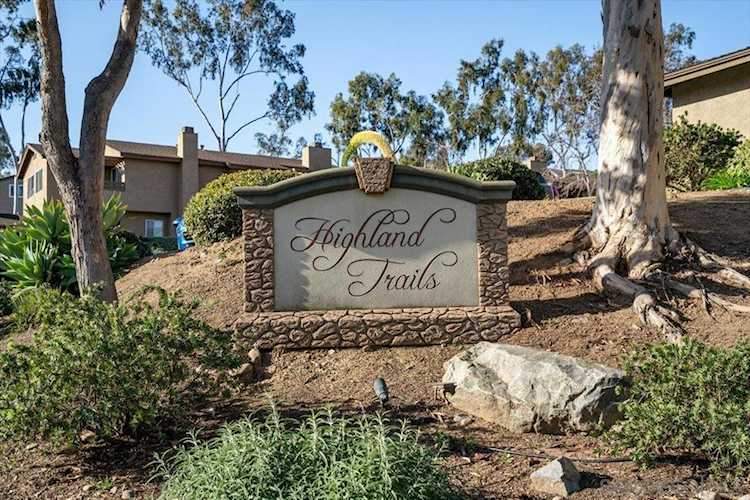 7453 Fortuna Vista Ct #36, Santee, CA 92071