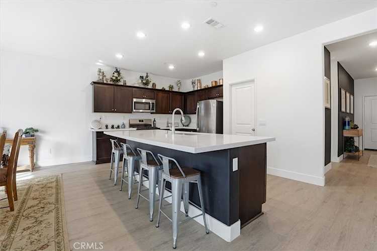 14219 Fir, Oak Hills, CA 92344