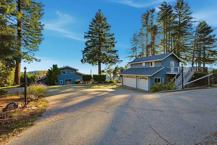 132 Pax Place Ct, Aptos, CA 95003
