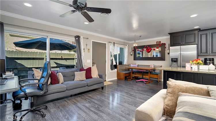 1616 Iowa #C, Costa Mesa, CA 92626