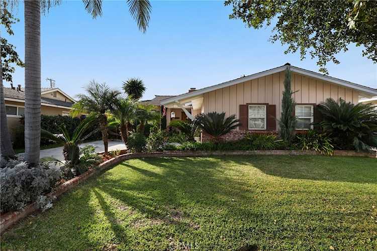 411 Parsons St, La Habra, CA 90631
