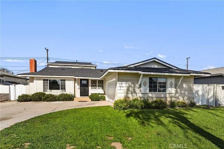 4231 W Hill Ave, Fullerton, CA 92833