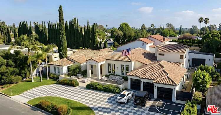 18221 Windsor Dr, Villa Park, CA 92861