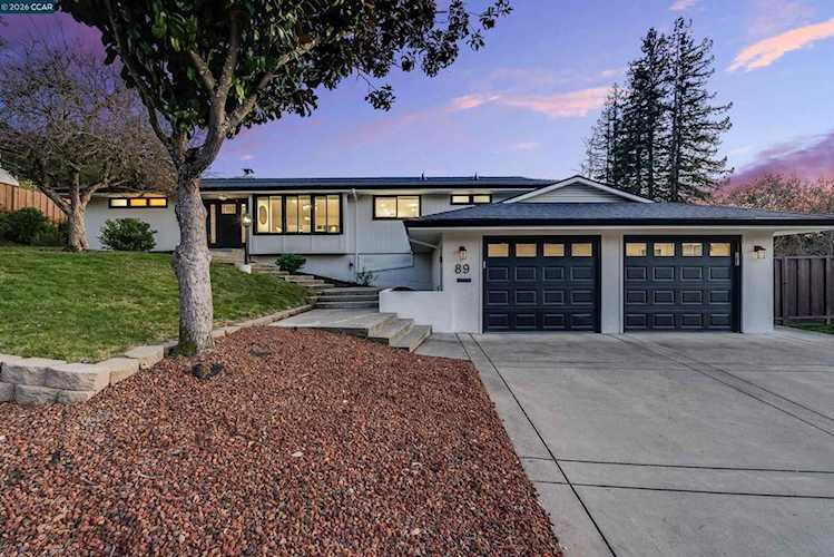 89 Greenfield Dr, Moraga, CA 94556