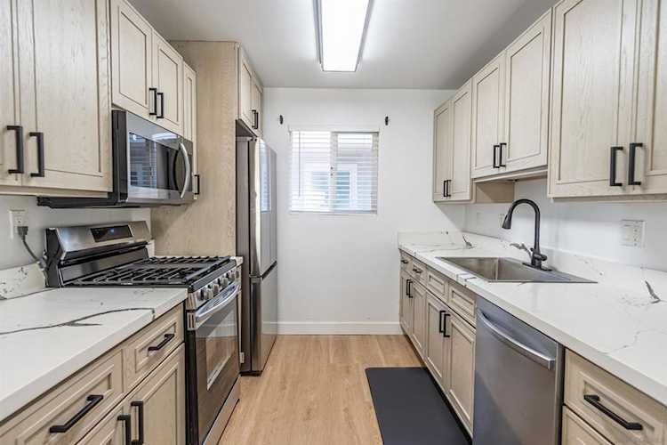 1220 Seacoast Dr. #15, Imperial Beach, CA 91932