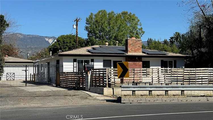 6677 Del Rosa Ave, San Bernardino, CA 92404