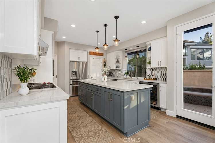 5 Creek View Rd, Coto De Caza, CA 92679