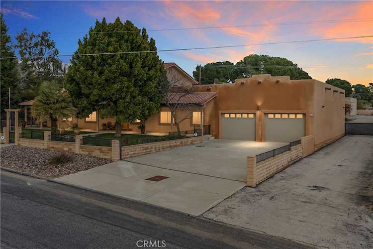 9710 Mountain View, Cherry Valley, CA 92223